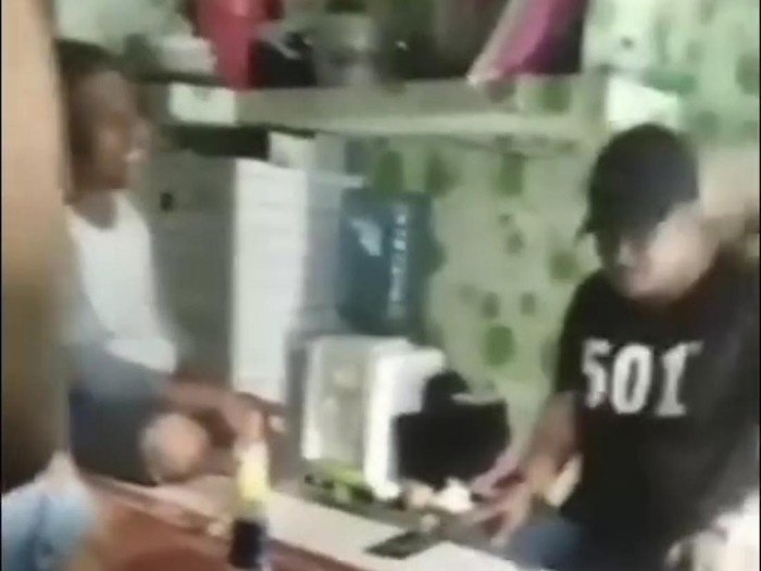 Tangkapan layar video viral napi pesta miras di Lapas Balikpapan. (dok. Istimewa)