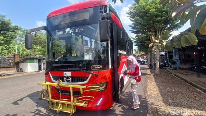 Bus Trans Banyumas