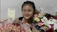 Winona Karamoy terlahir kembar. Kembarannya bernama, Serafina Belacia Karamoy. Mereka bukan kembar identik. Foto: Instagram @winonaaakaramoy