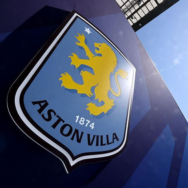 Aston Villa Turun Mesin
