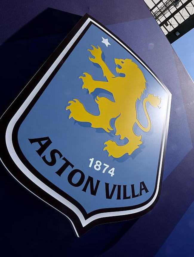 Aston Villa Turun Mesin