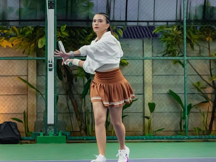 7 Inspirasi Gaya Stylish untuk Main Padel ala Audy Marissa