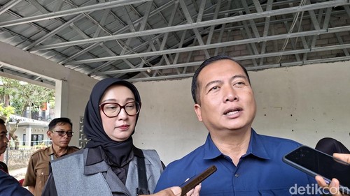 Gubernur NTB Lalu Muhamad Iqbal