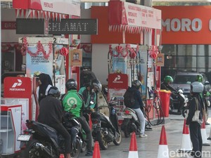 Pemerintah Klaim Harga BBM di RI Masih Paling Murah, Ini Perbandingannya