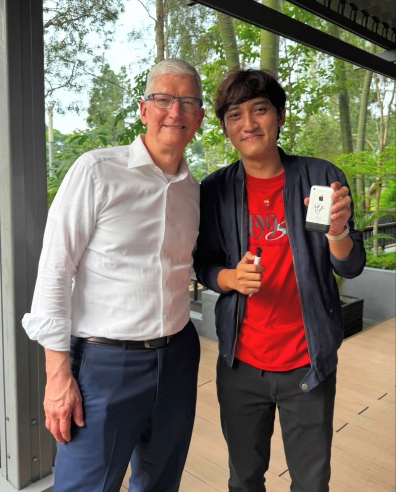 Indra iTechLife bertemu Tim Cook saat kunjungan ke Indonesia