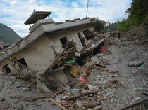 Video: Seminggu Setelah Banjir Mematikan Nepal yang Tewaskan Ribuan Orang