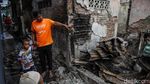 Jejak Kebakaran di Batu Ceper, Warga Cek Rumah yang Tersisa