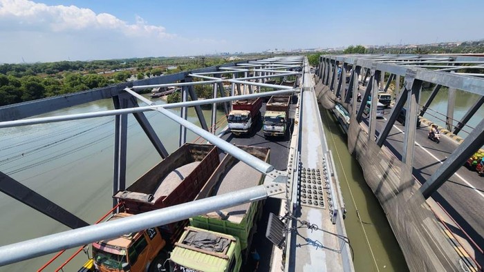 Jembatan Baru Manyar Gresik segera dibuka