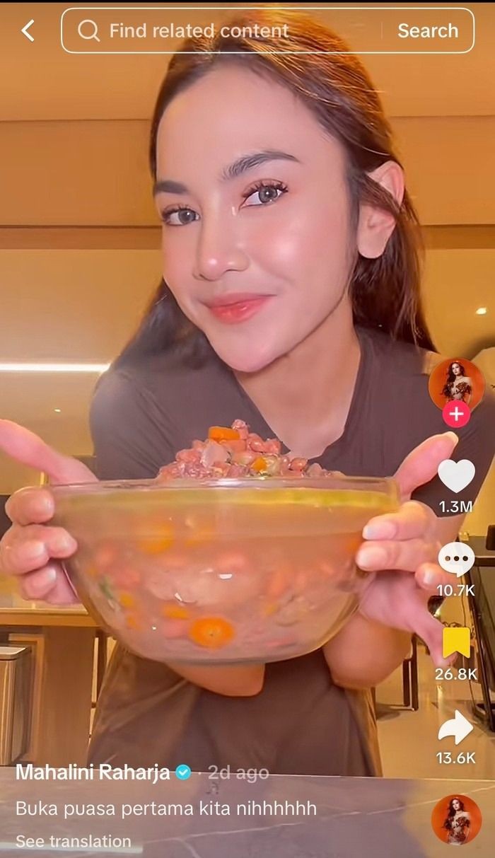 Mahalini Jago Masak dan Kulineran, Bikin Sop Iga hingga Minum Matcha di Kafe