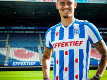 Heerenveen Dikecam soal Mees Hilgers: Pemain Tak Bisa Diandalkan