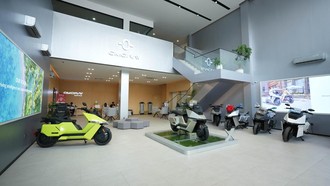 Subsidi Motor Listrik Tak Jelas, Penjualan 2026 Anjlok ke 18.900 Unit