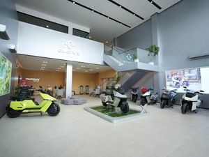 Subsidi Motor Listrik Tak Jelas, Penjualan 2026 Anjlok ke 18.900 Unit
