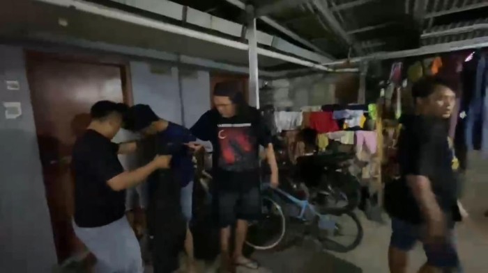 Penangkapan pria yang menipu modus kencan di Sidoarjo
