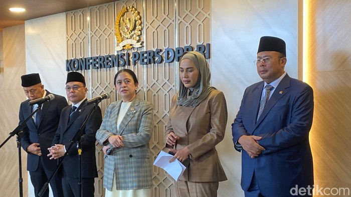Pimpinan DPR RI di kompleks parlemen, Senayan, Jakarta, Selasa (1/9/2026).