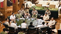 Prabowo Panggil Panglima TNI-Kapolri, Bahas Situasi Nasional hingga Karhutla