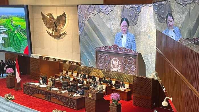 Puan berpidato dalam rapat paripurna DPR. (Anggi/detikcom)