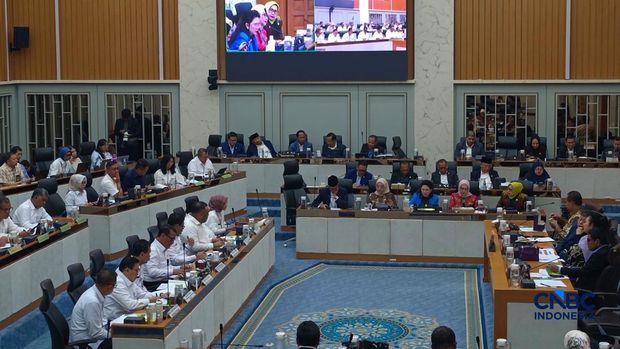 Rapat Kerja Komisi IV DPR RI bersama Menteri Pertanian (Mentan) Amran Sulaiman di Kompleks Parlemen, Jakarta, Selasa (1/9/2026). (CNBC Indonesia/Martyasari Rizky) Rapat Kerja Komisi IV DPR RI bersama Menteri Pertanian (Mentan) Amran Sulaiman di Kompleks Parlemen, Jakarta, Selasa (1/9/2026). (CNBC Indonesia/Martyasari Rizky)