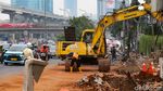 Revitalisasi Gatot Subroto Dimulai, Kendaraan Umum Bisa Melintas di Jalur Busway
