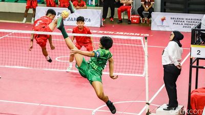 Sengitnya Aksi Pelajar Jakarta dalam Turnamen Sepak Takraw