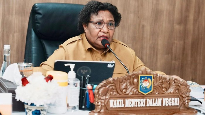 Wamendagri Ribka Haluk Minta Pemda Perkuat Kesiapsiagaan Hadapi Karhutla