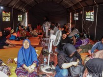 Warga Korban Kebakaran Batu Ceper Bertahan di Tenda Pengungsian