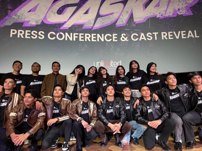Kisah fiksi digital Agaskar diadaptasi jadi series di MAXSTREAM TV. Saksikan drama romansa dan rivalitas geng motor yang penuh ketegangan!