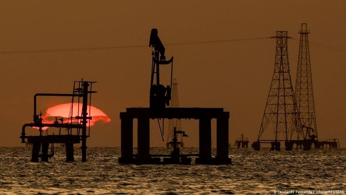 AS Ambil Alih Ladang Minyak Rusia dan China di Venezuela