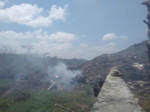 Terpapar Asap Kebakaran TPA Mandung, Pegawai-Staf Minta Dicek Kesehatan