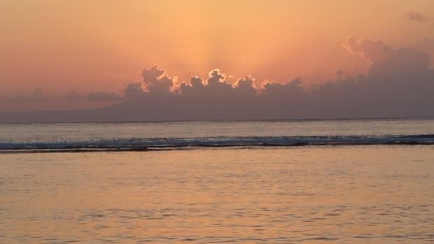 Berburu Sunrise Sambil Gowes di Nusa Dua