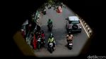 Demi Jalan Pintas, Pengendara Motor Nekat Lawan Arah