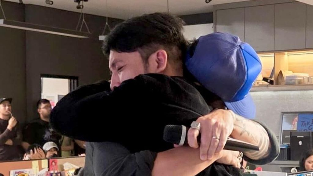 Video Momen Desta Peluk Erat Vincent Usai Pamit dari Vindes