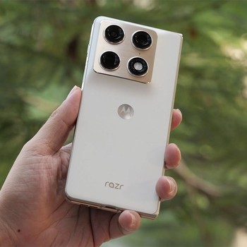Review Motorola Razr Fold: Kamera Serius, Baterai Jumbo