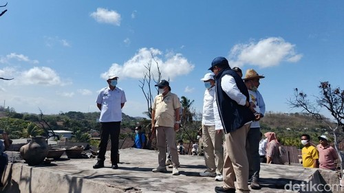 Wakil Menteri PKP, Fahri Hamzah, mengunjungi Kampung Adat Desa Sade, Kecamatan Pujut, Lombok Tengah, Rabu (2/9/2026).