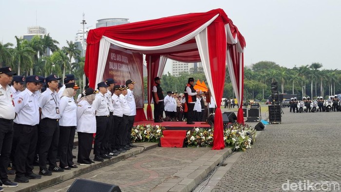 Gubernur DKI Jakarta Pramono Anung meminta seluruh jajaran Pemprov DKI Jakarta meningkatkan kesiapsiagaan menghadapi fenomena El Nino. (Belia/detikcom)