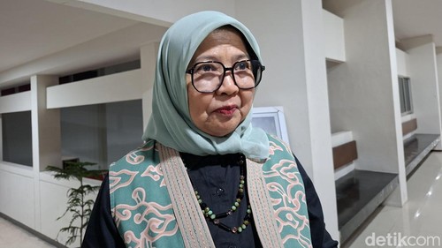 Ketua DPRD NTB Baiq Isvie Rupaeda ditemui di kantor Gubernur NTB, Rabu malam (2/9/2026). (Foto: Ahmad Viqi/detikBali).
