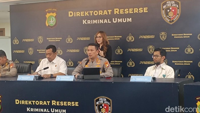 Konferensi pers Polda Metro Jaya terkait kerusuhan 27 Agustus 2026, yang digelar di Mapolda Metro Jaya, Rabu (2/9/2026).