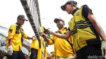 Pagar Pembatas di Depan Pasar Kramat Jati Dipercantik