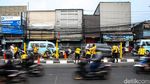 Pagar Pembatas di Depan Pasar Kramat Jati Dipercantik
