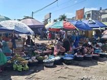 228 Pedagang di Area Parkir Pasar Kebon Roek Mataram Bakal Ditertibkan