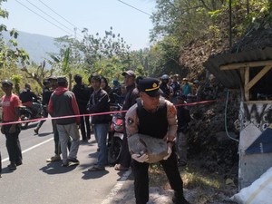Lansia di Garut Tewas Dibunuh Pria Mabuk, Kepala Dihantam Bongkahan Batu