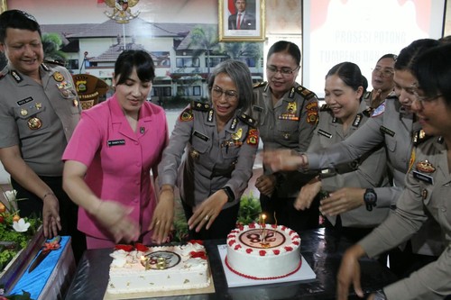 Polres Tabanan menggelar syukuran Hari Jadi ke-78 Polwan, Rabu (2/9/2026). (Dok. Polres Tabanan)