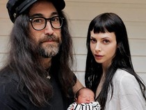 Congrats! Putra John Lennon Umumkan Punya Anak