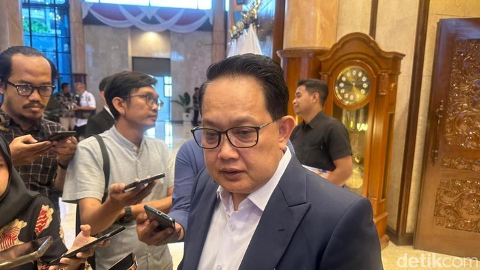 Sekdaprov Jatim Adhy Karyono