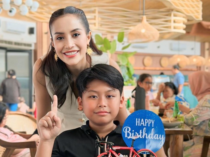 Shinta Bachir rayakan ulang tahun anak.