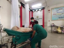Video 49 Siswa SMAN 3 Nganjuk Diduga Keracunan MBG