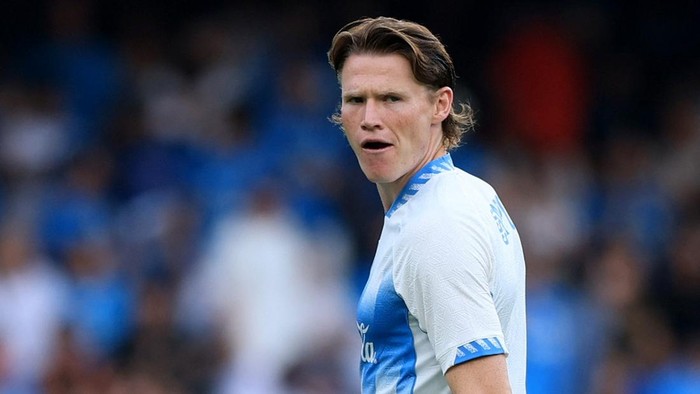 Soccer Football - Serie A - Napoli v Como - Stadio Diego Armando Maradona, Naples, Italy - August 30, 2026 Napolis Scott McTominay during the warm up before the match REUTERS/Guglielmo Mangiapane