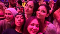 Keseruan Girls Trip Kesha, Syifa Hadju, & Nadira ke Eropa Dalam Jepretan Kamera