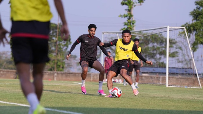 Tim Java United FC melakukan persiapan di Boyolali.