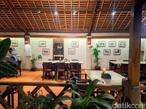 Tizi Restaurant and Cake Shop Tizi Restaurant and Cake Shop di Bandung.