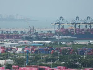 200 Hari Berlayar, USS Abraham Lincoln Akhirnya Berlabuh di Thailand